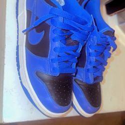 NIKE DUNKS