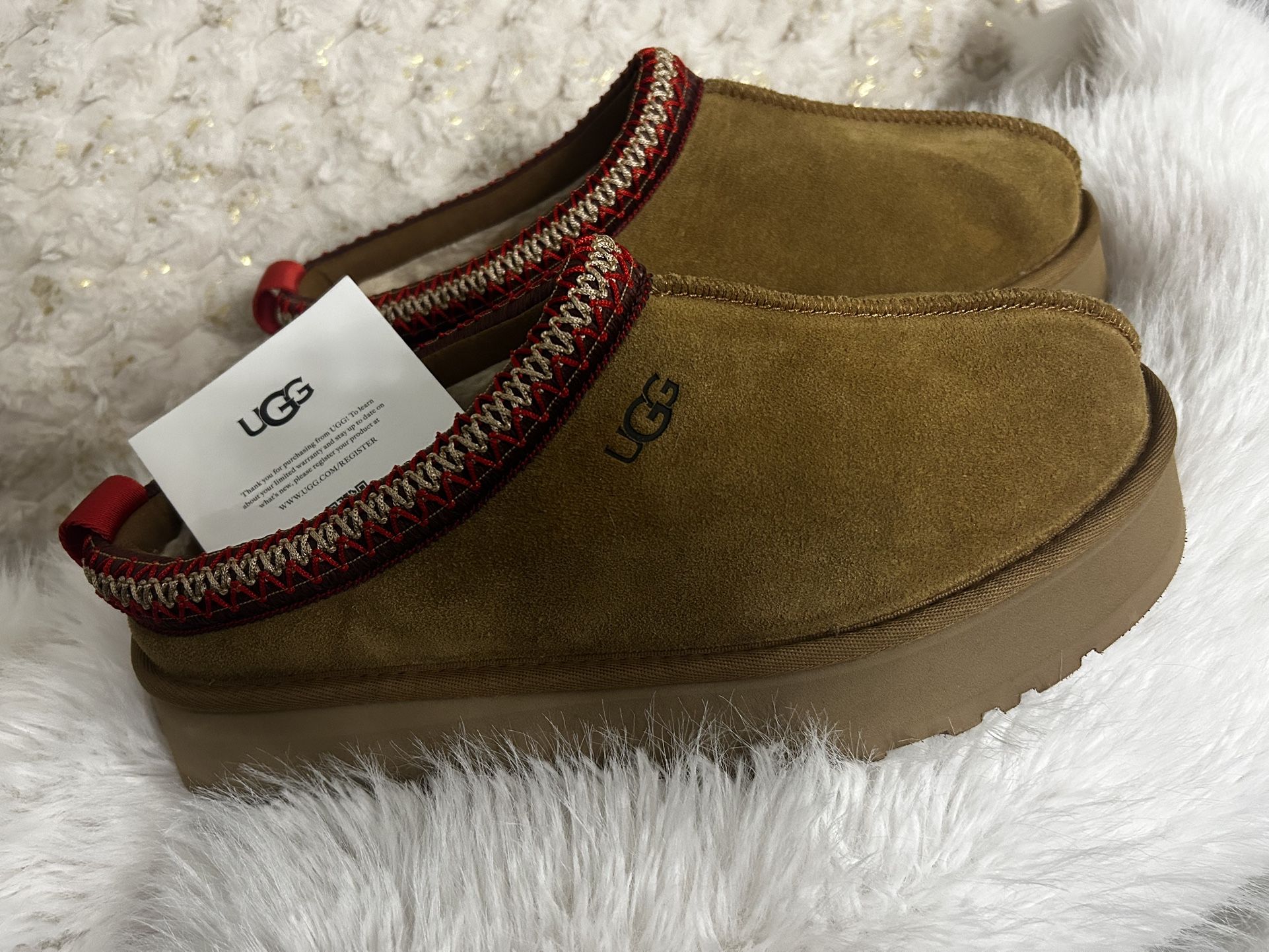 UGG Women’s Tazz Sheepskin Slippers , Size 10