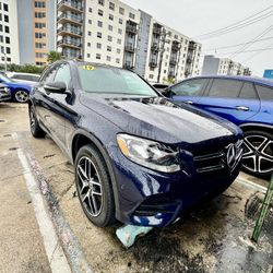 2019 Mercedes-Benz GLC 300