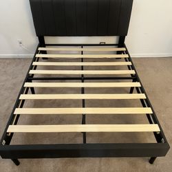 Queen Size Bedframe