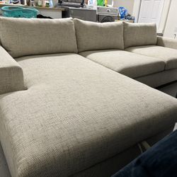 Joybird Holt Sectional W Storage New 