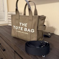 Marc Jacobs Bag (small)