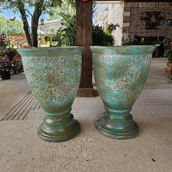 XL Turquoise Urns Clay Pots, Planters, Plants. Pottery, Talavera $95 cada una