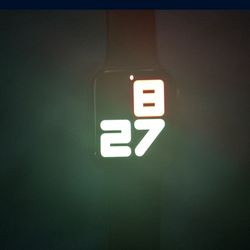 Apple Watch 44M (Charger Included)