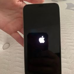 iPhone XS 64Gb Unlocked Wonderful Condition like new