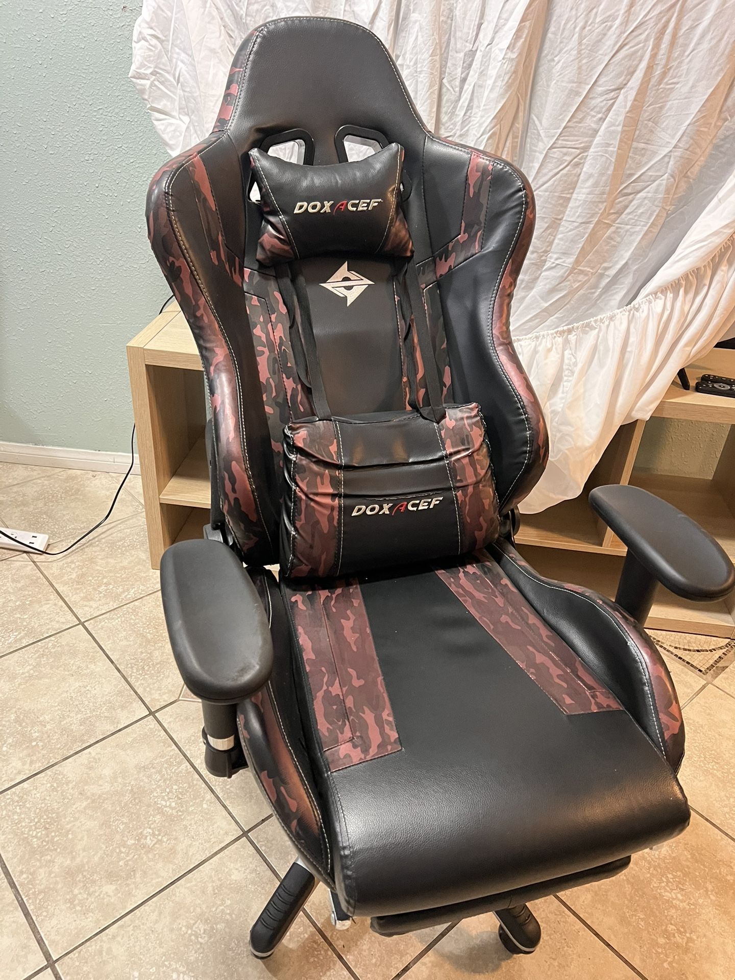 Gaming Chair - must go fast