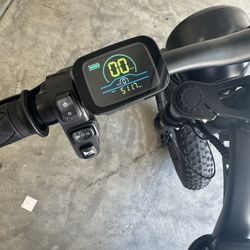 has no chain pedals Don’t Work but the electric runs