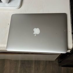 MAC BOOK PRO 