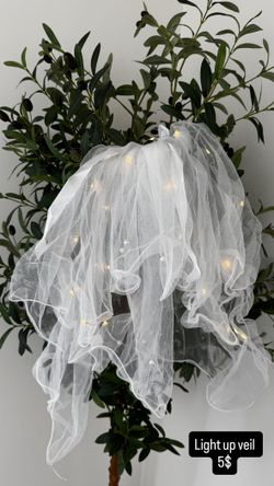 LOTS OF WHITE WEDDING BRIDAL BACHELORETTE PARTY OUTFITS 