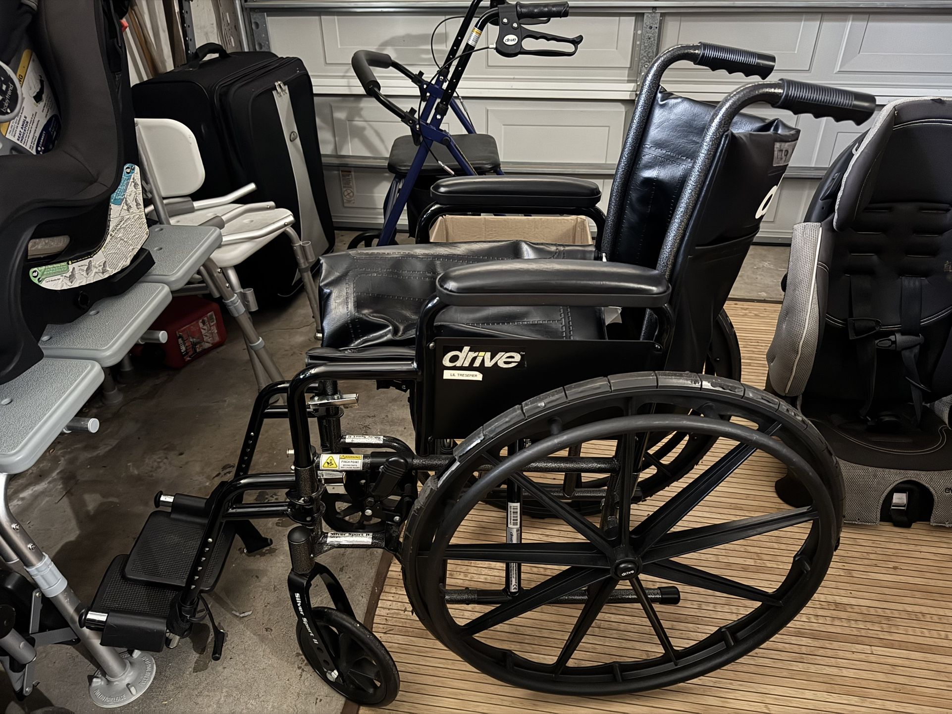 wheelchair & walkers