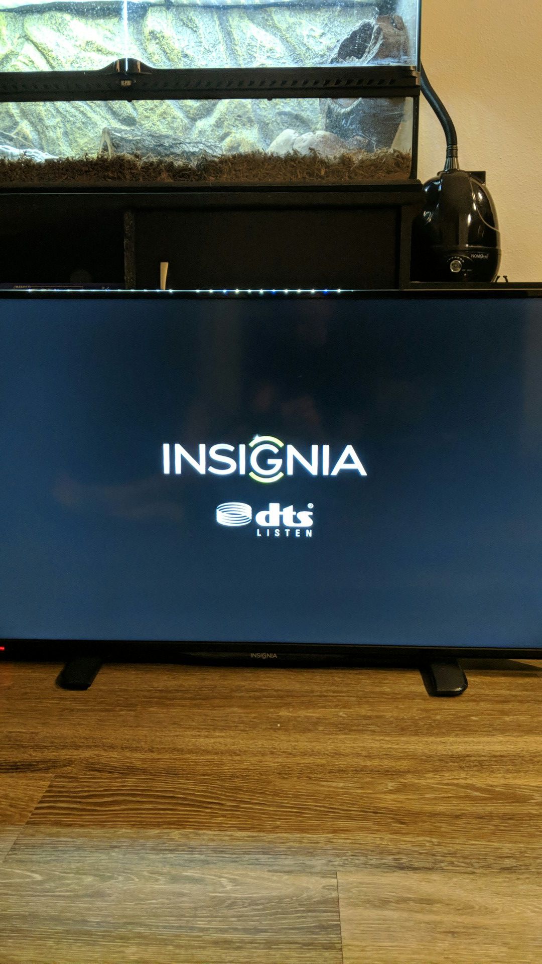 Insignia 40 inch LED 1080p TV