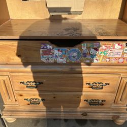 Free Dresser / armoire  And Bathroom Rack