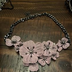 Vera Wang Pink Flower Necklace 