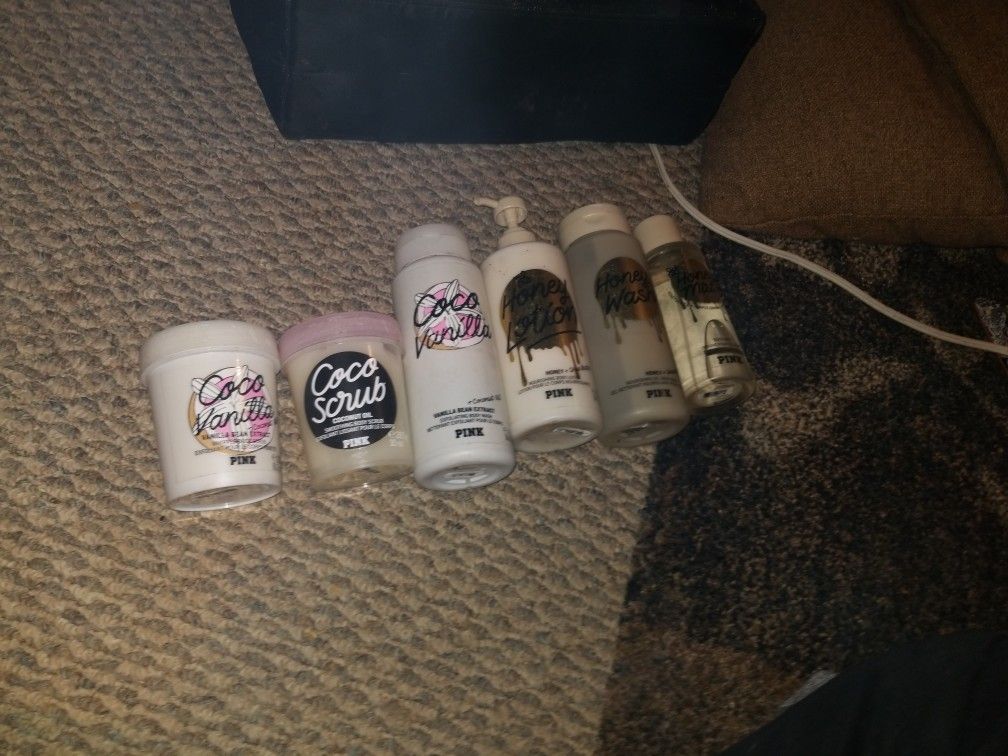 Victoria Secret Collection With Bag