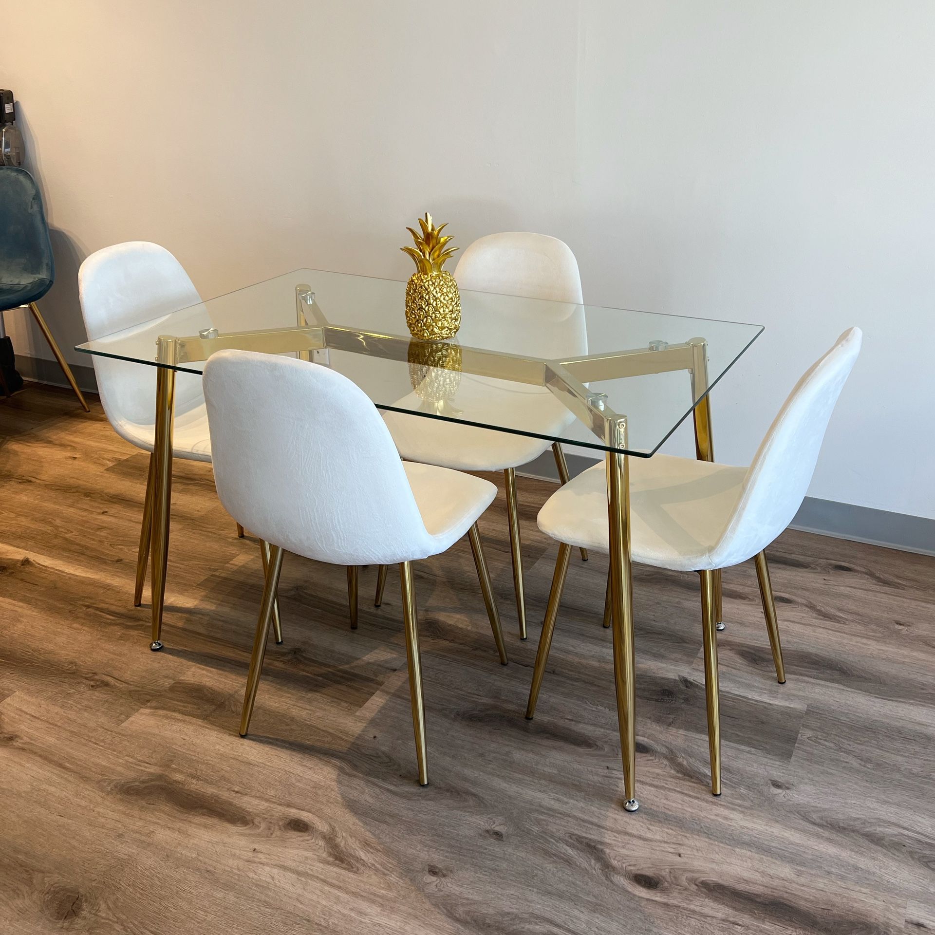 White Gold Velvet Glass Dining Set For 4