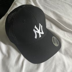 NY Snap Back Hat