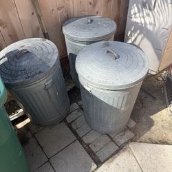 31 gallon metal trash cans