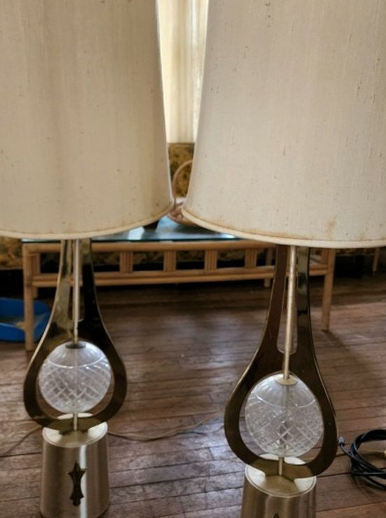 Mid Century Atomic Vintage Table Lamps