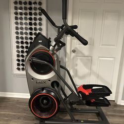 Bowflex M5 max trainer