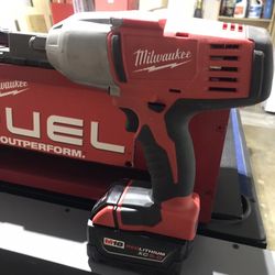 1/2” Impact Wrench Milwaukee With Battery 5.0 Ah