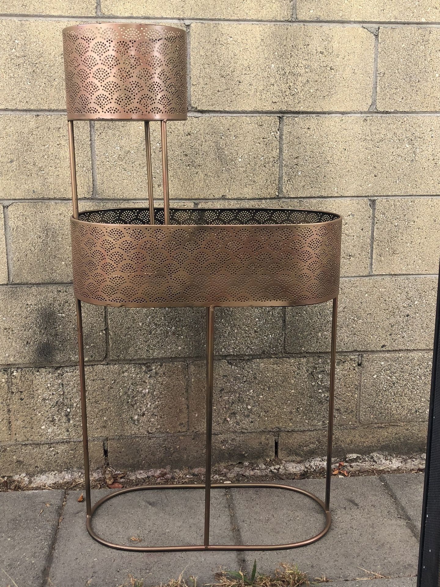Versatile Decor Pieces 