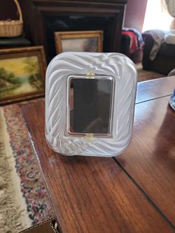 Small Frame