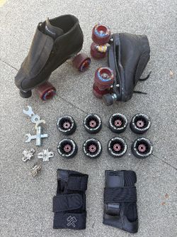 Riedell Roller Skate Set