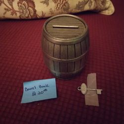 Pewter Locking Barrel Bank With Key