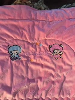 Child’s twin Soft plush bedspread /comforter 12.00