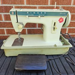 Vtg Singer Fashion Mate 257 Electric Enameled Metal Sewing Machine, Tested Pedal