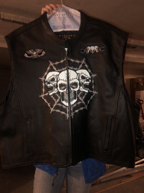 Motorcycle leather vest 4xl or 3xl