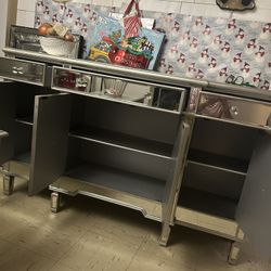 Mirrored Furniture Different Prices 