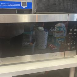 LG Microwave 