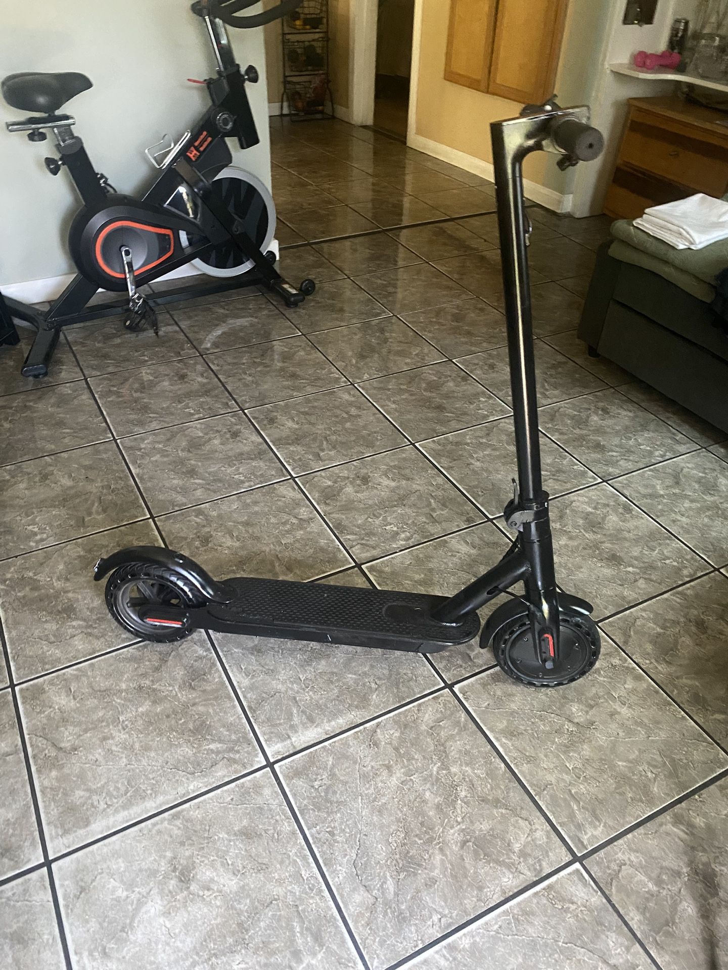 Mi Electric Scooter Pro