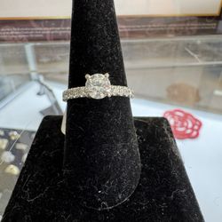 14K White Gold Engagement/Wedding Ring