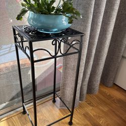 Plant Stand  Black Metal Iron 