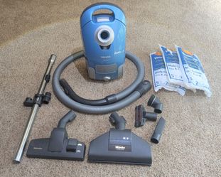 Miele Sirius Electric Blue Vacuum Cleaner w/Attachments, Bags & Filters Canister