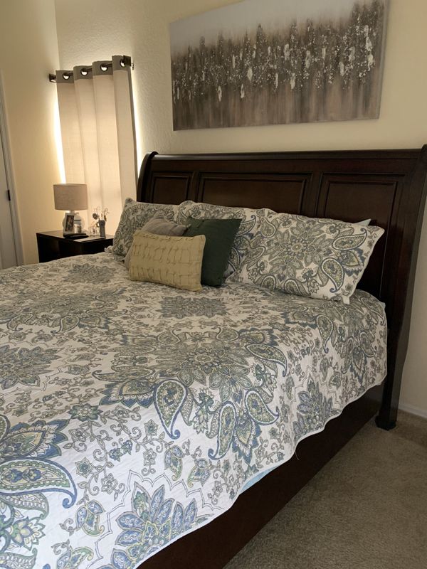 Ashley furniture/porter bedroom set for Sale in Fort Myers ...