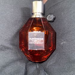 Viktor And Rolf Tiger lily 