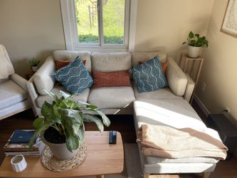 Sofa W/ Pillows