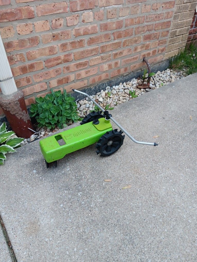 Cast Iron Outdoor Patio Lawn Sprinkler