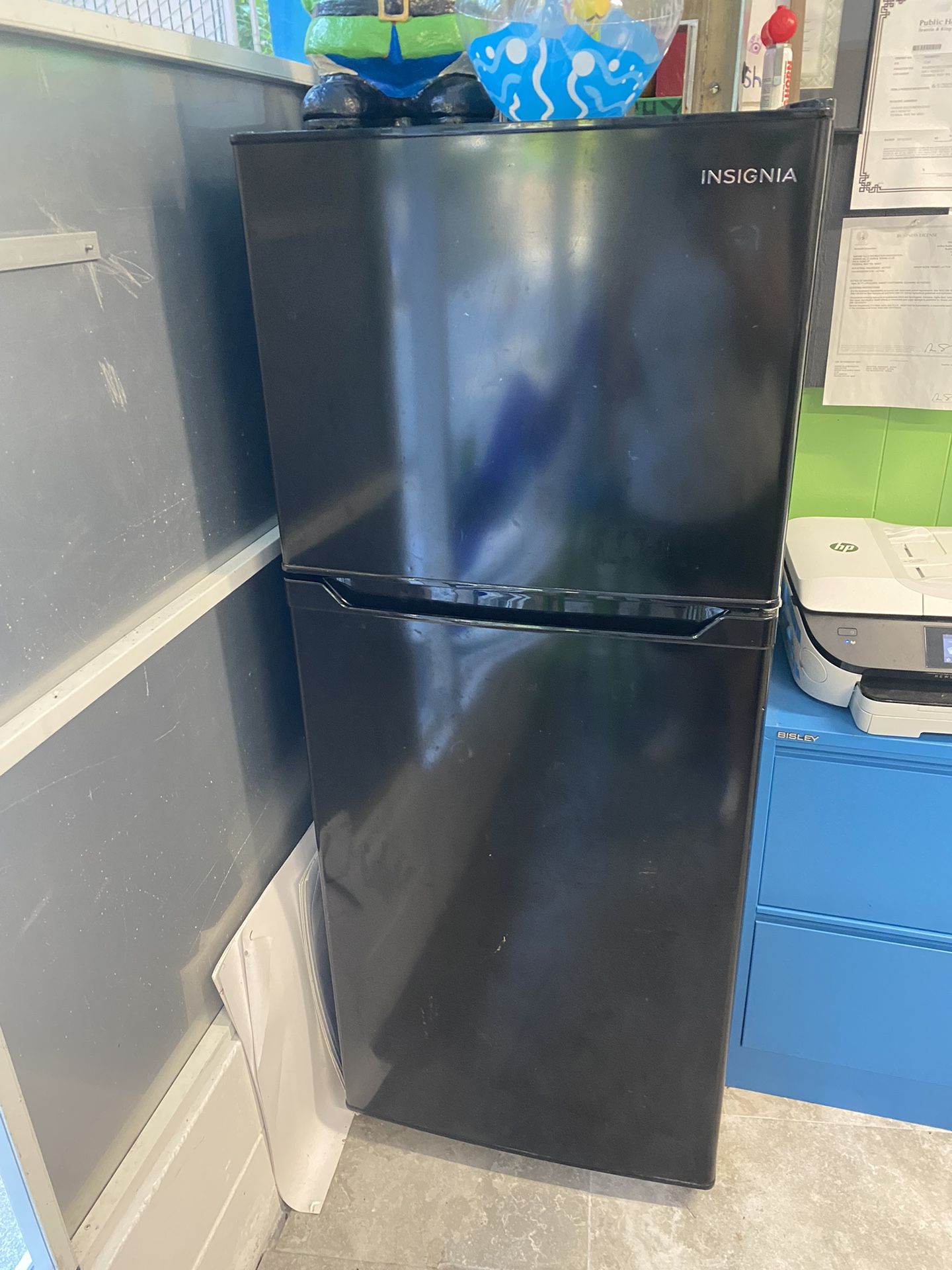Free Fridge (non-working)