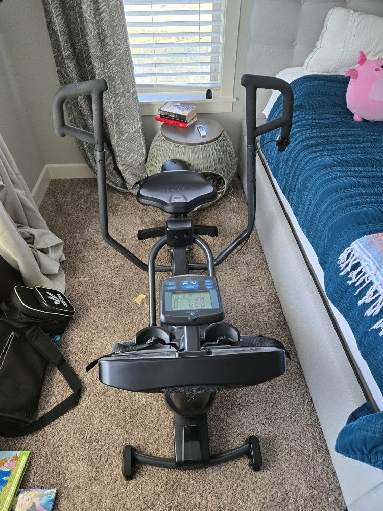 Teeter Elliptical Row Machine