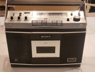 Vintage Sony CF-550A One Point Stereo FM/AM Stereo Cassette Player READ DESCRIPTION