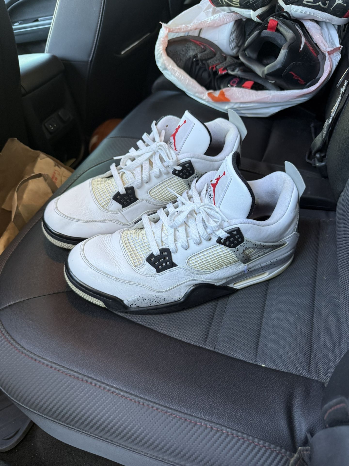 Jordan 4 White Cement (2016)