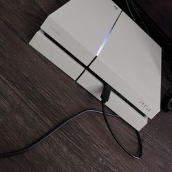 Ps4 With Games And Controller