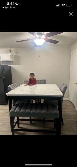 Kitchen table
