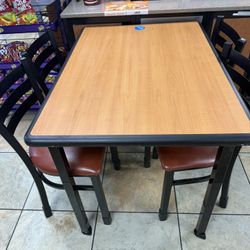 Restaurant Tables And Chairs
