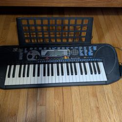 Yamaha Electric Keyboard