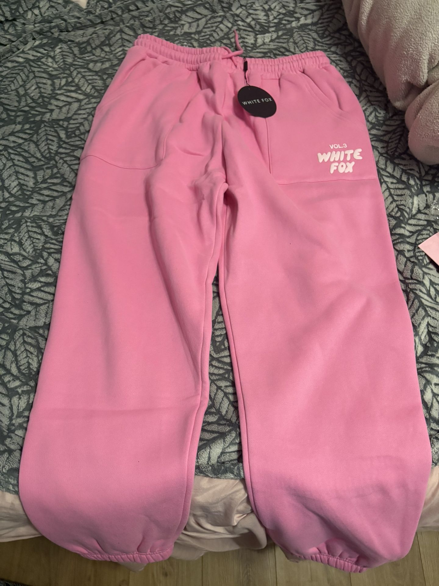 White fox Sweatpants